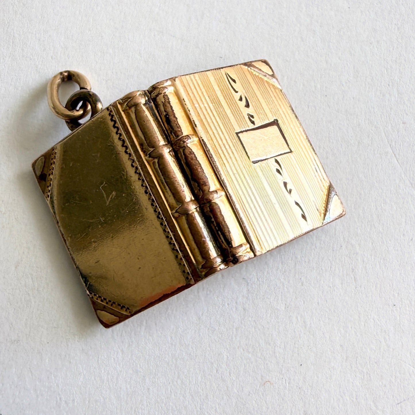Vintage Book Locket Pendant with Photographs Gold Tone Sweetheart Keepsake 1940s Wartime Era