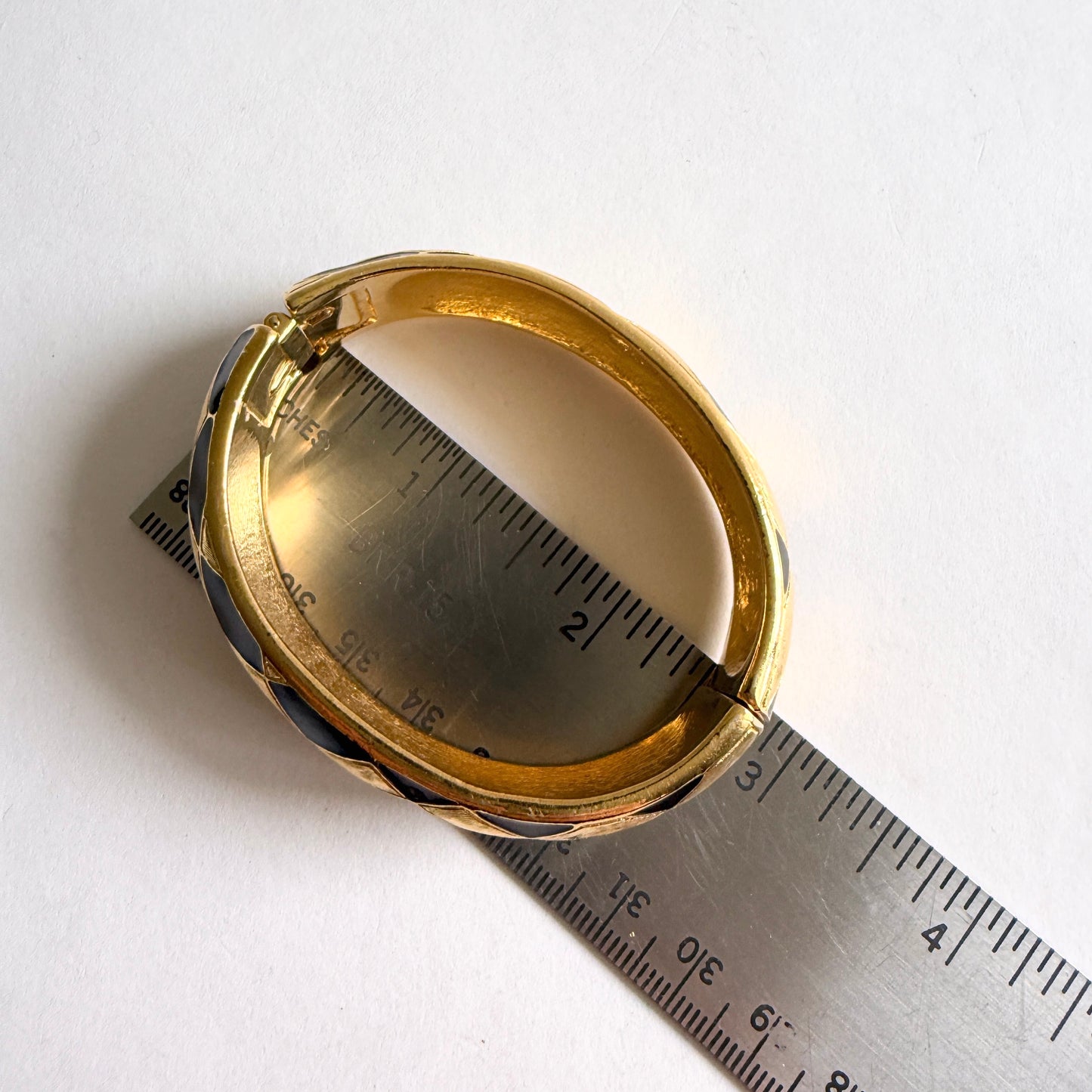 TRIFARI Kunio Matsumoto Harlequin Enamel Hinged Clamper Bangle