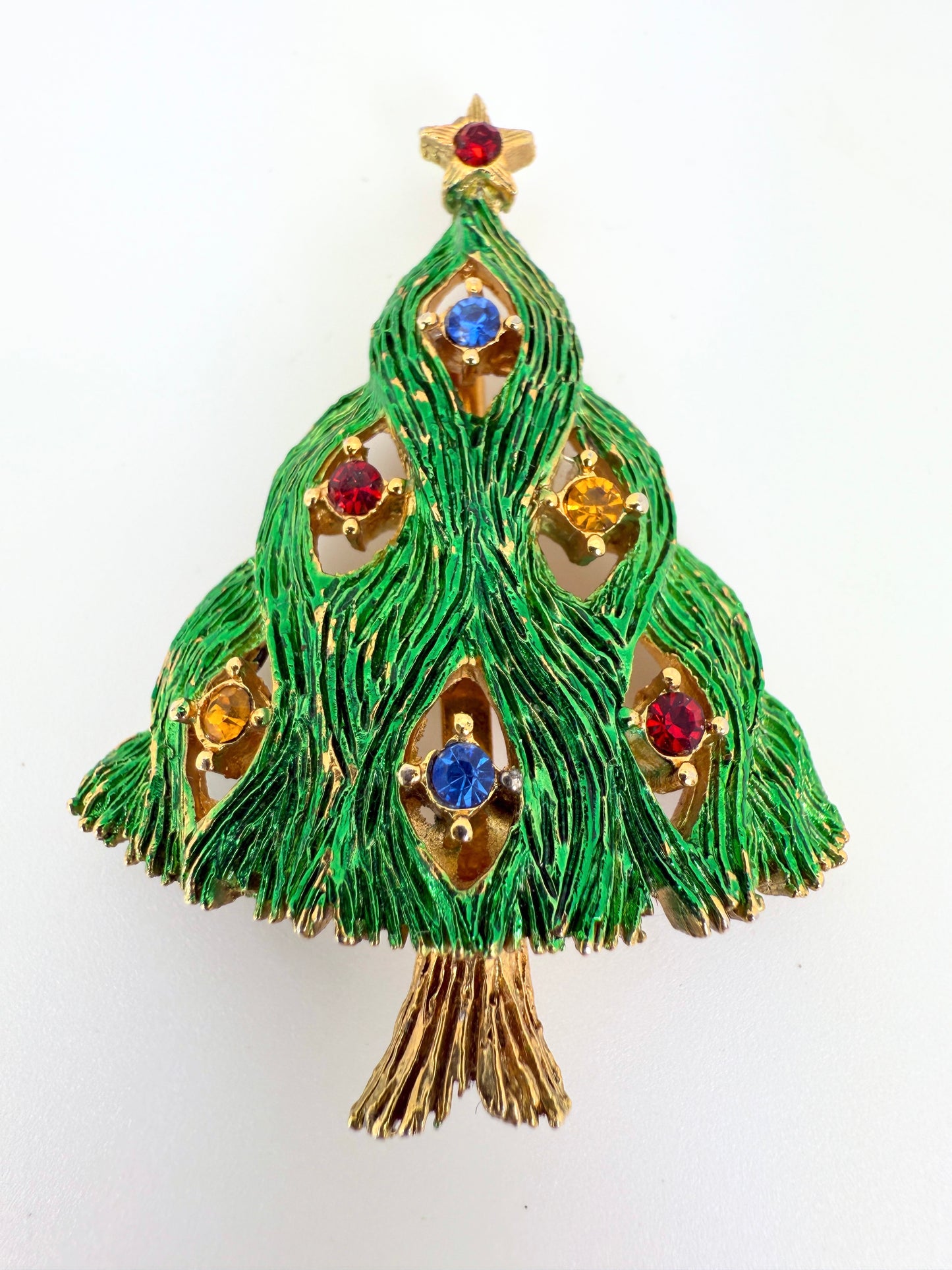 Vintage Green Enamel Christmas Tree Brooch – Gold-Tone with Red Rhinestones