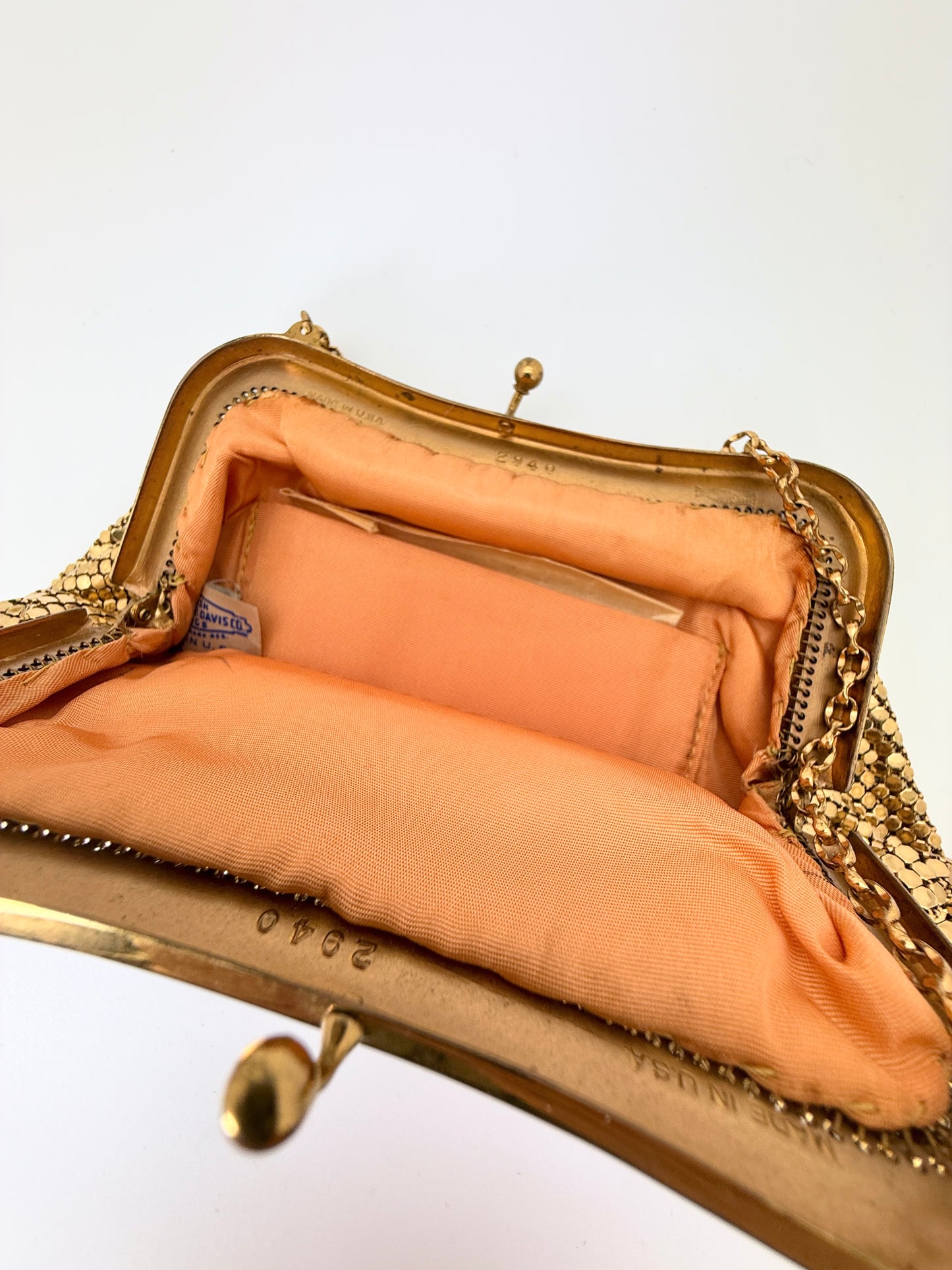 Vintage 1940s Whiting & Davis Gold Mesh Kiss-Lock Evening Bag – Style 2940 – Made in USA