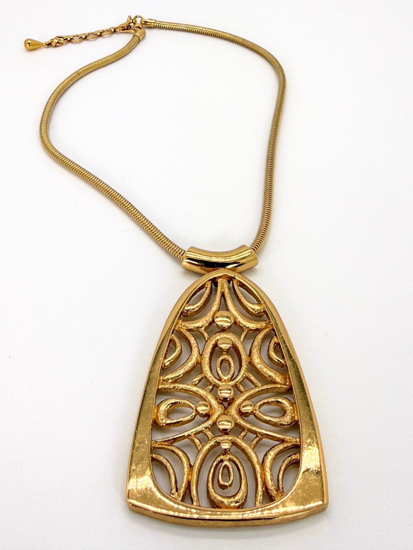 Vintage Monet Gold Toned Pendant Necklace – Adjustable Chain, Modernist Statement Jewelry