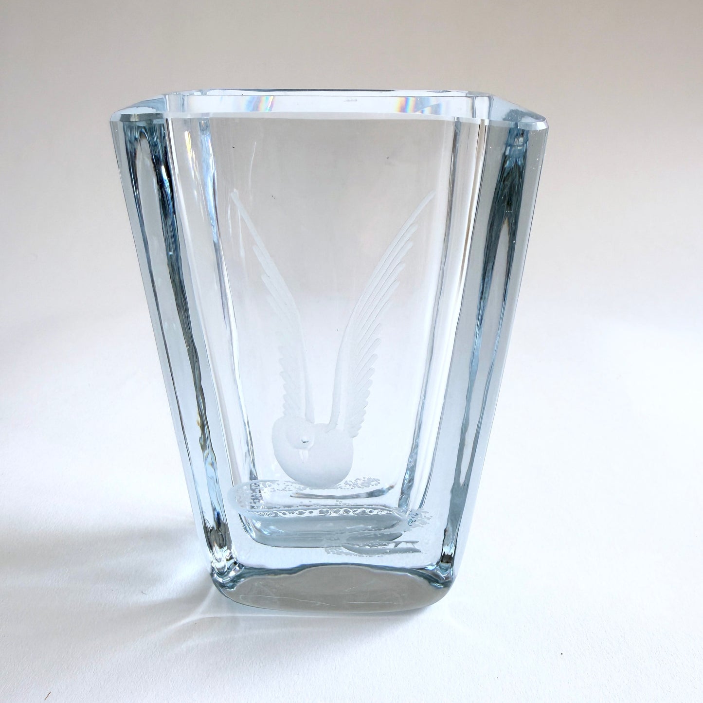 Vintage Strombergshyttan Swedish art glass vase with an etched bird design.