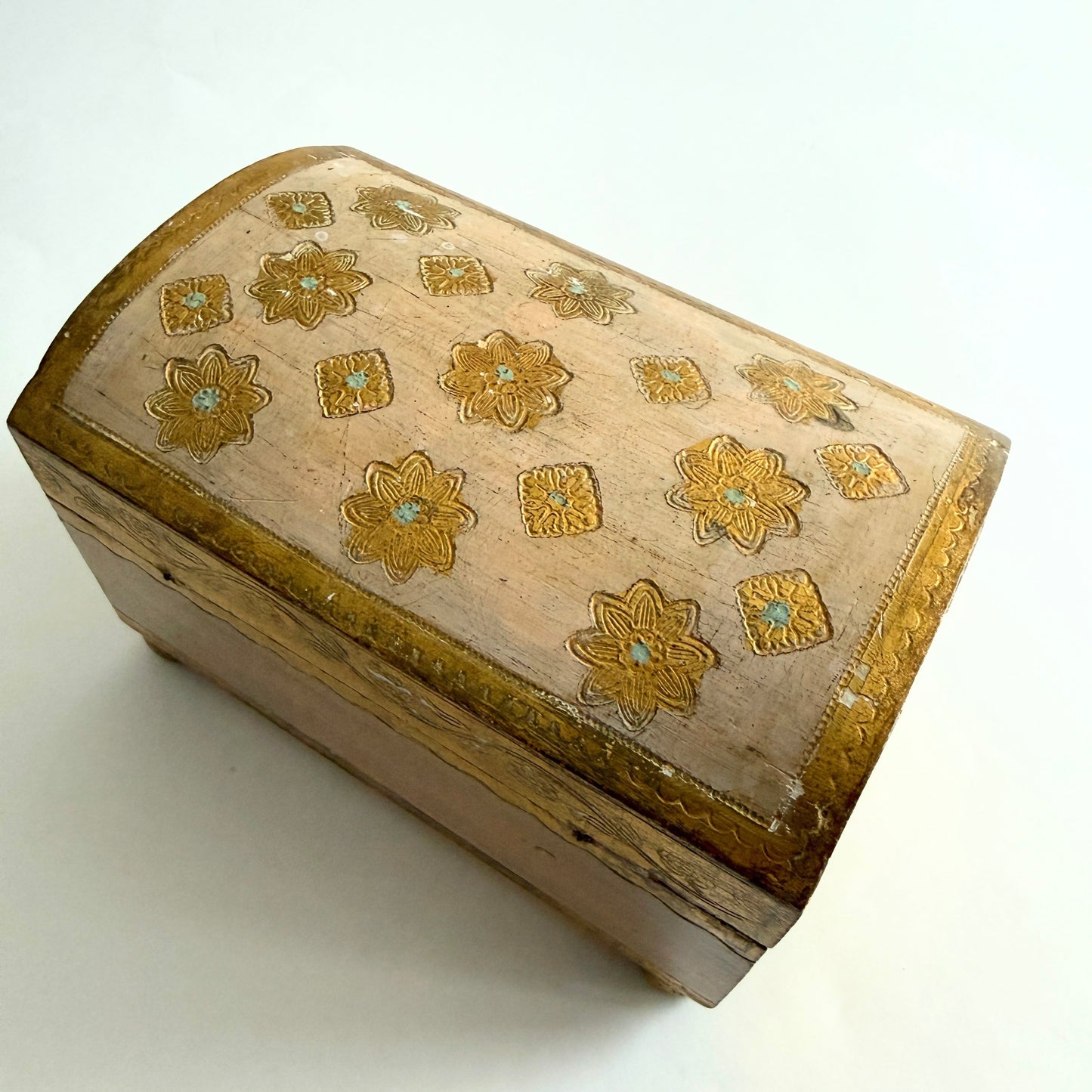 Vintage 60s Florentine Gold Gilt Jewelry Box