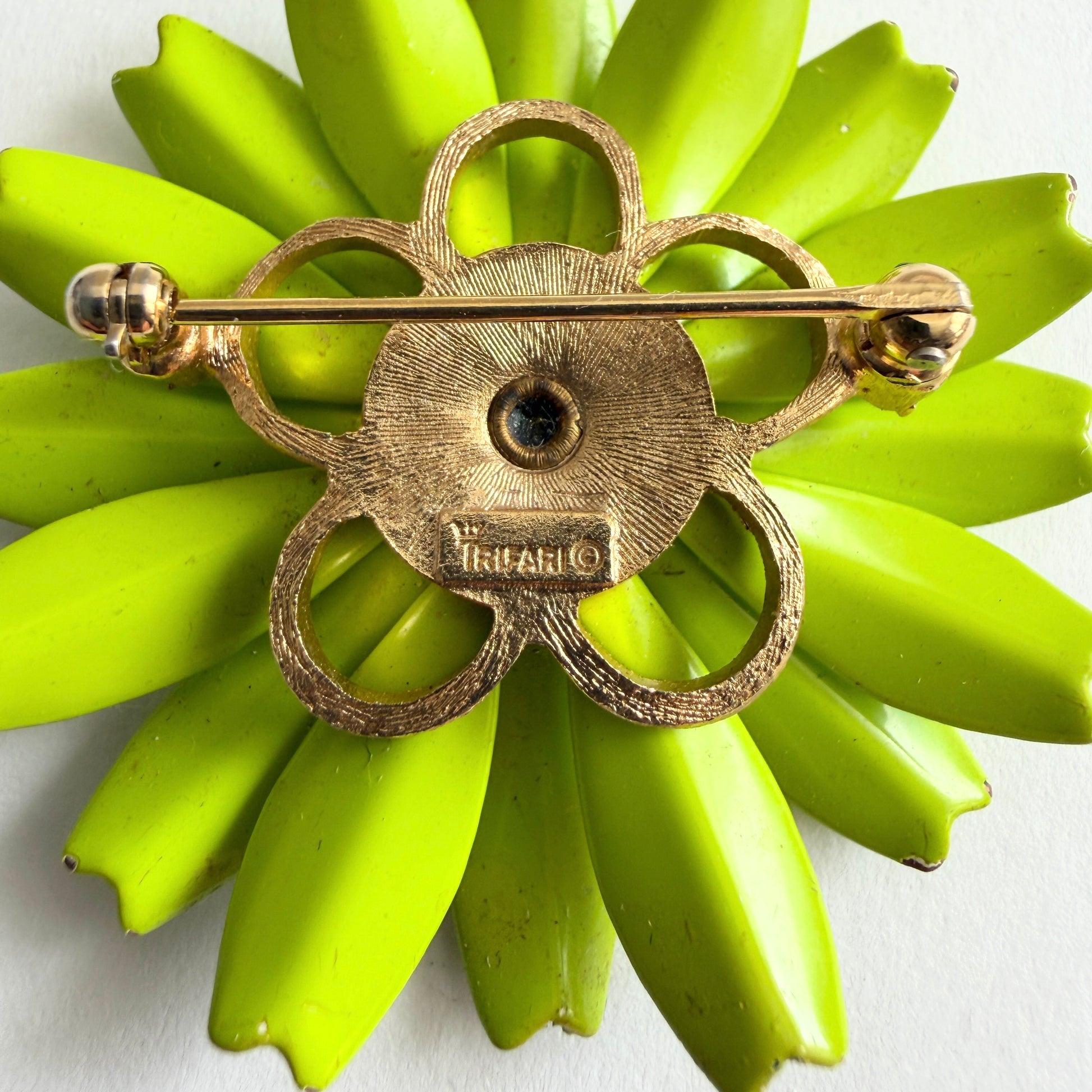 Vintage signed Crown Trifari green enamel flower brooch 1960s