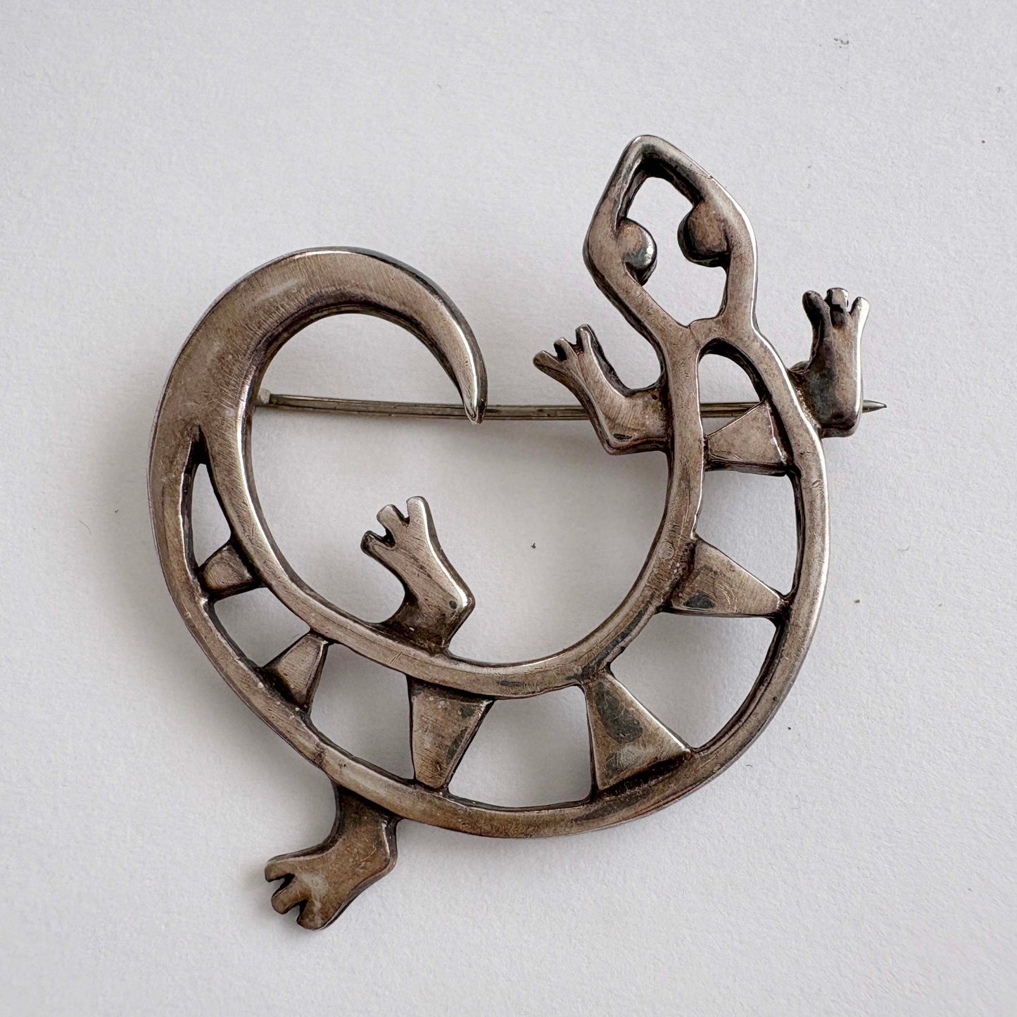 Navajo Sterling Silver Lizard Gecko Brooch — Belinda Woody, 1993