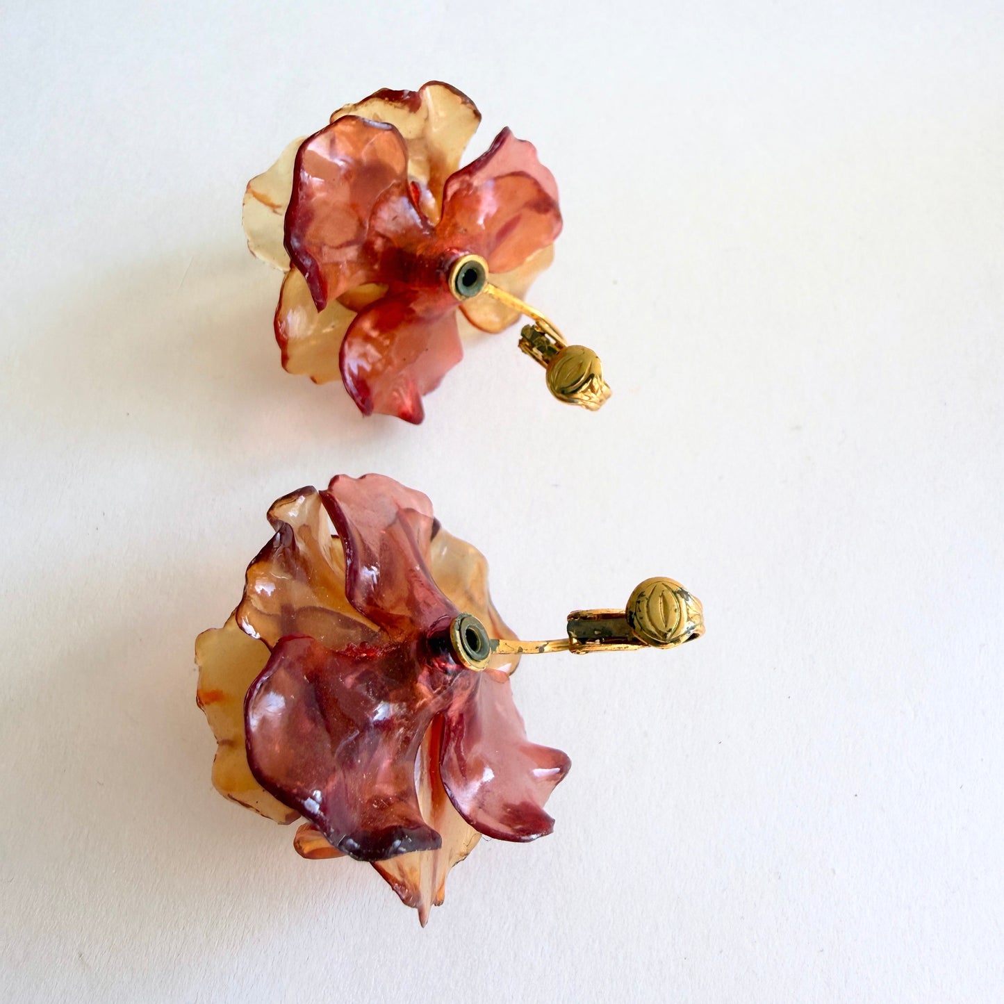 Vintage 1960s Rhinestone Cellulose Acetone Flower Earrings Clip-ons