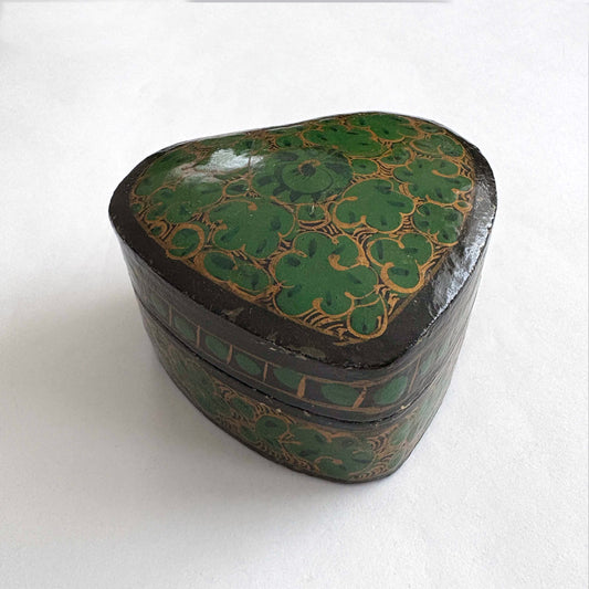 heart shaped trinket box