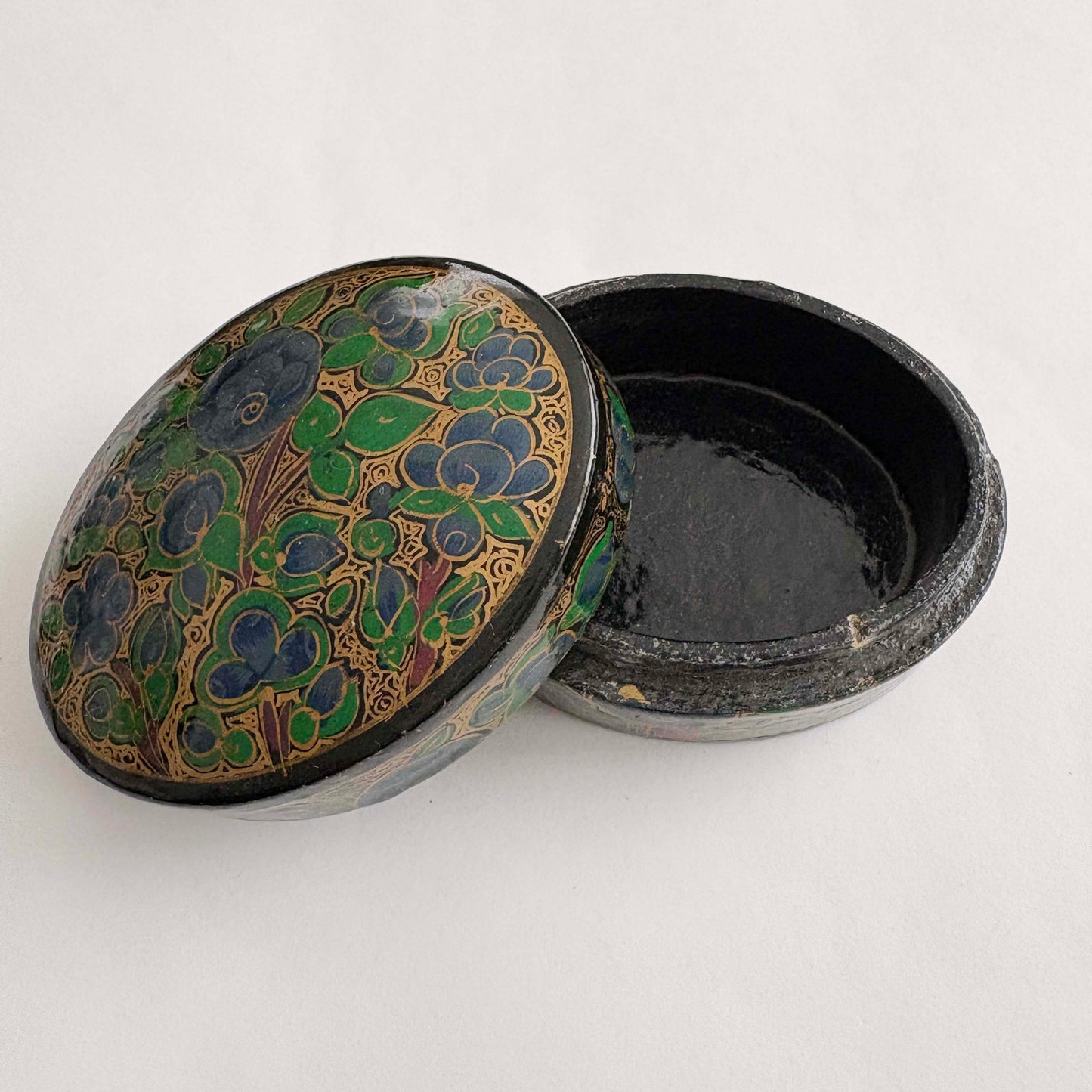 oval shaped trinket box
