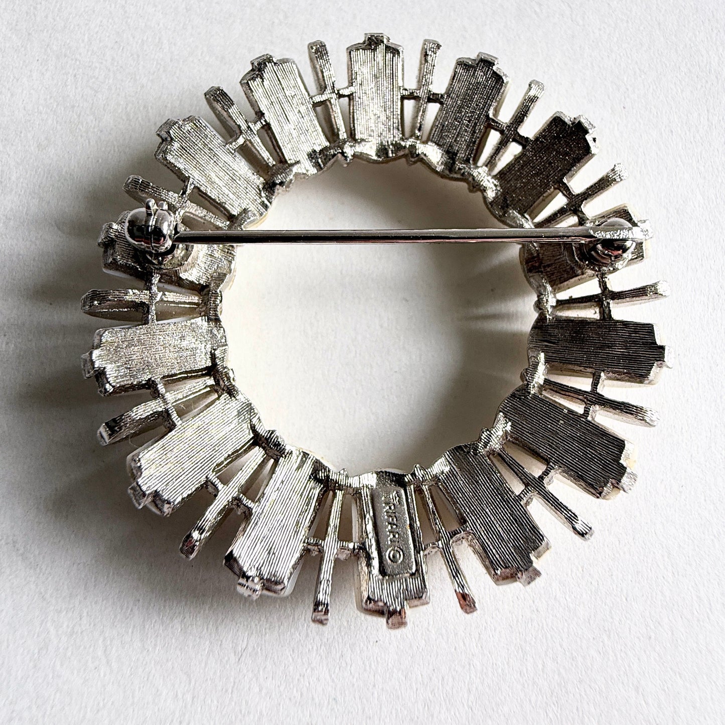 Crown Trifari Pebble Beach Wreath Brooch White Thermoset Silver Tone 1950s