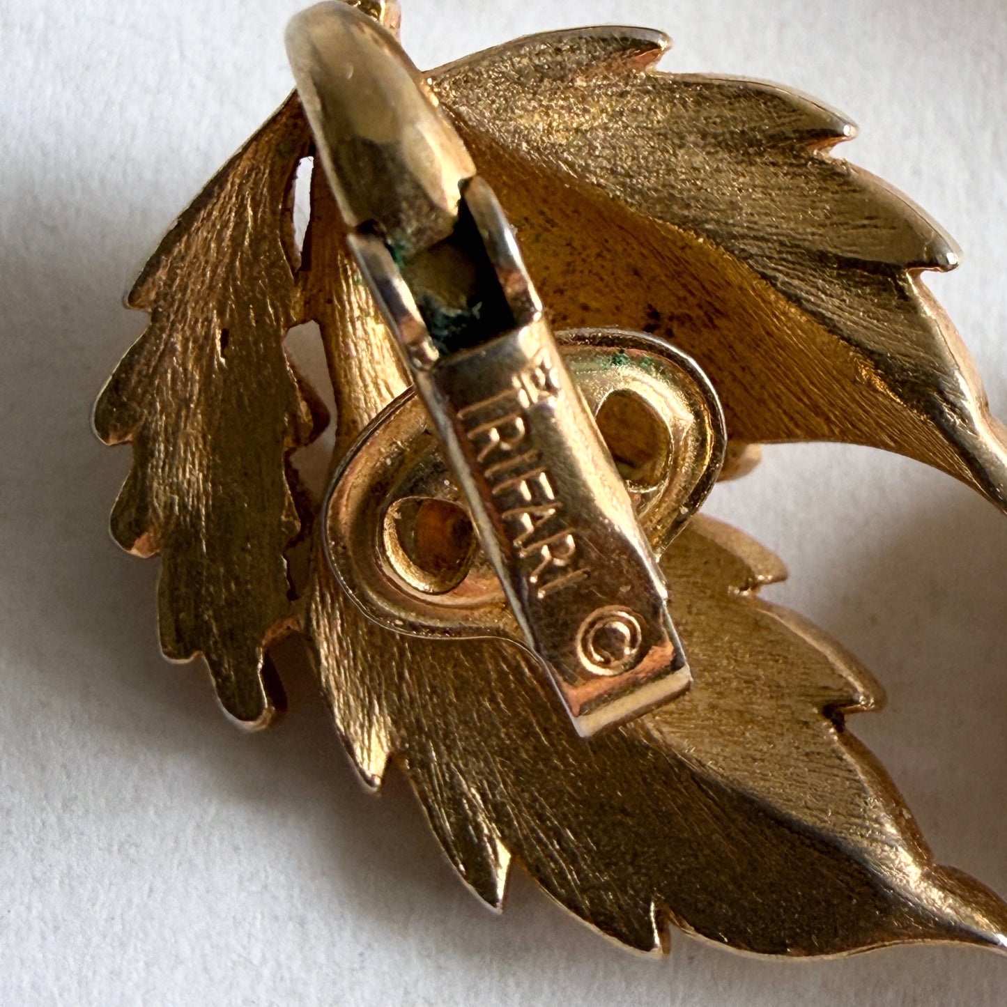 Crown Trifari Golden Berries Demi Parure Signed 1960s Leaf Spray Brooch Earrings