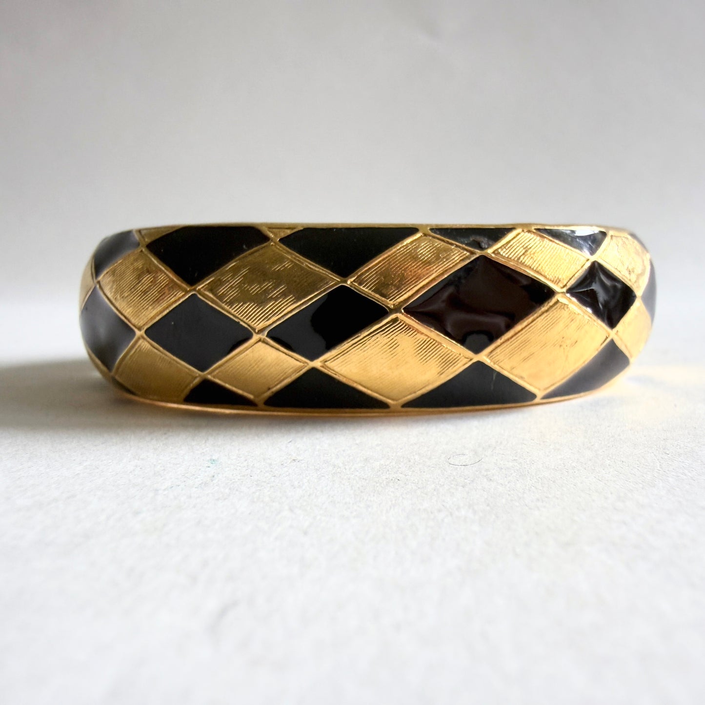 TRIFARI Kunio Matsumoto Harlequin Enamel Hinged Clamper Bangle