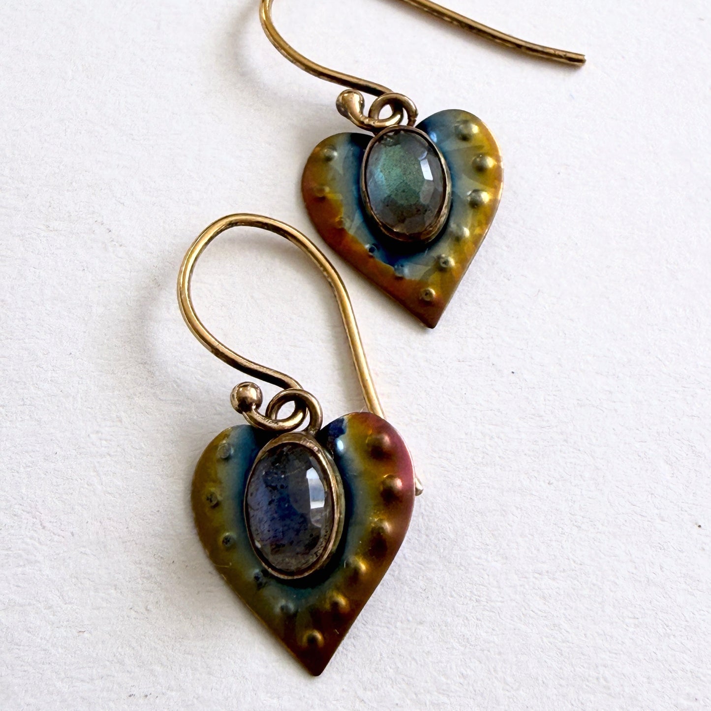 Holly Yashi Retired Hand-Signed Niobium Heart Earrings – Labradorite – Gold-Plated Sterling Silver